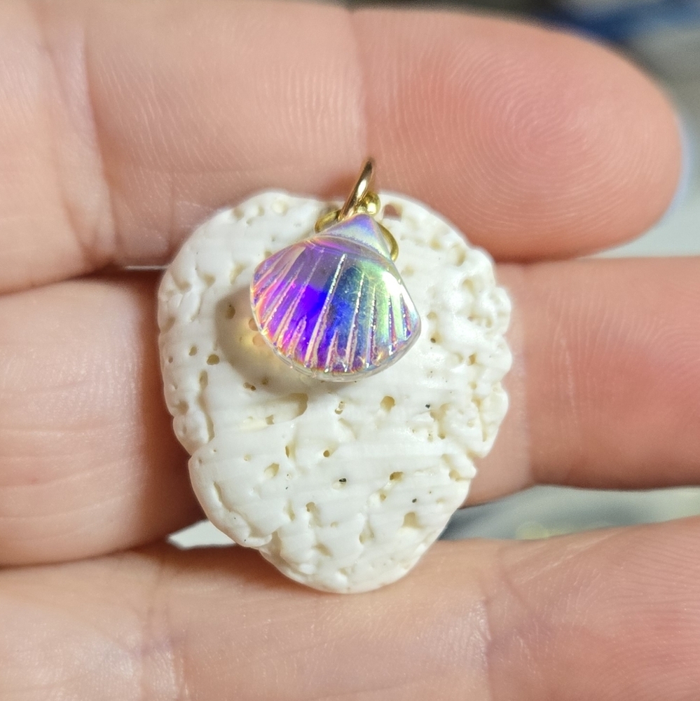 Iridescent Shell Pendant Necklace with Gold Detail